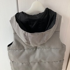COMME CA ISM コムサイズム ベスト リバーシブル 130㎝の画像