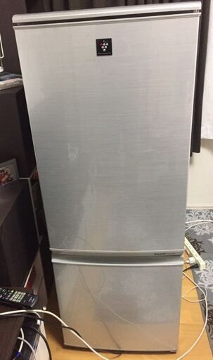 シャープ製冷蔵庫　状態良いです。