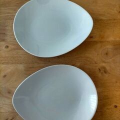 白いプレート皿