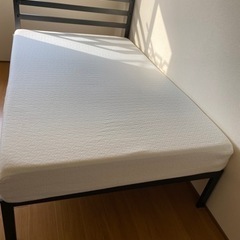 【4000円】 ベッド　セミダブル　本日17時までの画像