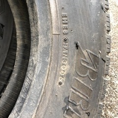 205/70R17.5 タイヤ　ライトトラック　中古　バリ目の画像