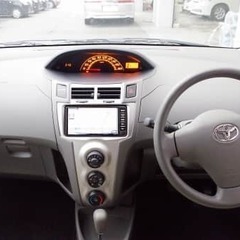 【ローン審査通過率95％！ローンお任せください！】低走行コンパクトカー！足車に！初めての車に！の画像