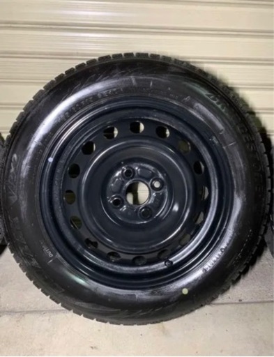 ブリヂストン スタッドレス(4本)185/60R15 VRX2