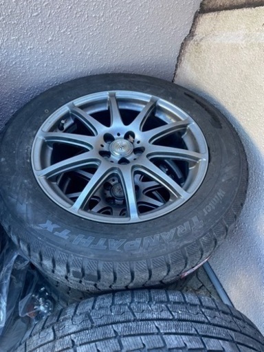 スタッドレスタイヤ　17インチ　225/60/R17