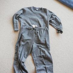 スウェット　パジャマ　三点セット　毛玉だらけの画像