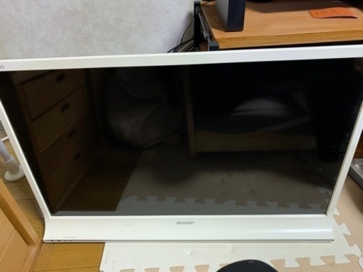 TV  SHARP AQUOS 32型　2013年製
