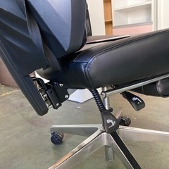 ● ゲーミングチェア、仕事用、ハイバックチェアー、パクストンの画像