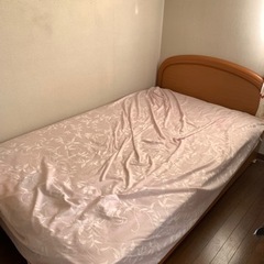 交渉中)シーリージャパン セミダブルベッド【取りに来られる方】