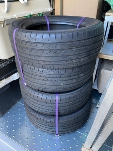225/55R18 ヨコハマBluEarth RV-02 4本セット