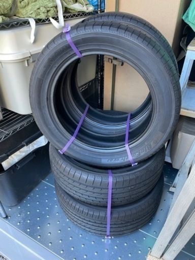 225/55R18 ヨコハマBluEarth RV-02 4本セット