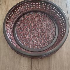 お取引中【美品】かご　果物籠　せんべい器　直径23 CM