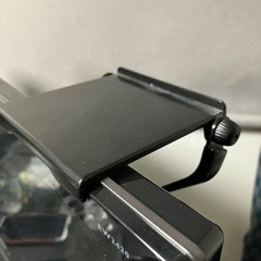 モニター　小物起き　4つ