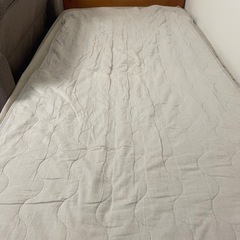 シングルベッド　フレーム+マットレスの画像