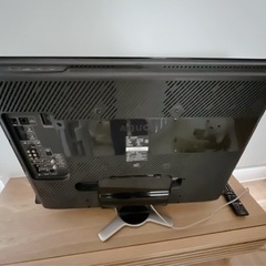 テレビ　アクオス　32型　2008年製　リモコンありの画像