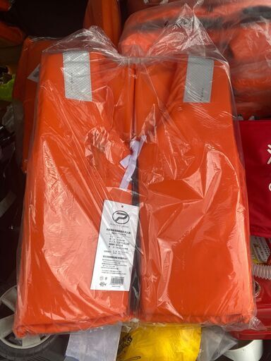 小型船舶指定　ライフジャケット　4点の価格　手渡し　大人用サイズ