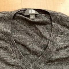 【中古】UNIQLOメンズカーディガンMサイズの画像