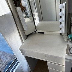 ドレッサー　※スツールは付いておりません。の画像