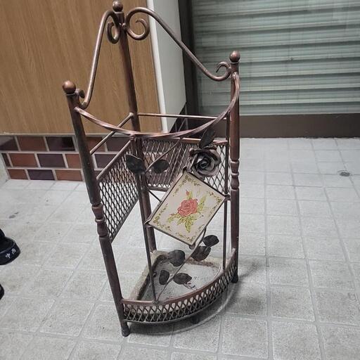 鉄？のヴィンテージ傘立て　お取り引き今月まで