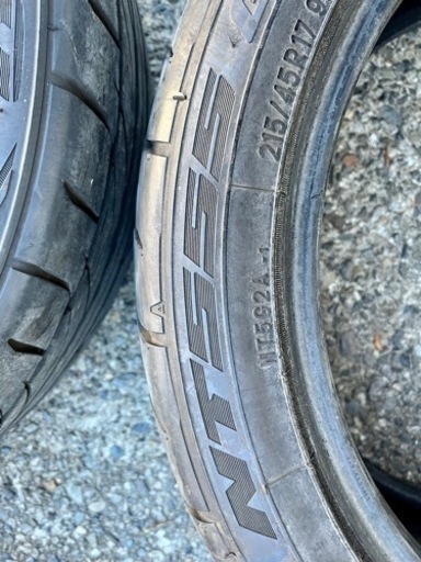 【引き取り限定】タイヤ　NITTO NT555  4本