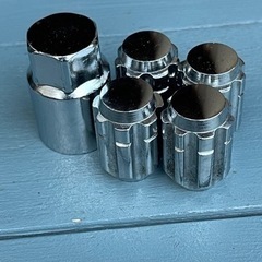 ロックナット付き 袋ナットM12/P1.25 21HEXの画像