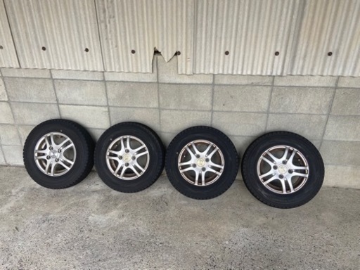 21年50週製造　バリ山　ダンロップスタッドレスタイヤ