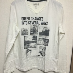 PLUS ONE メンズVネックTシャツ