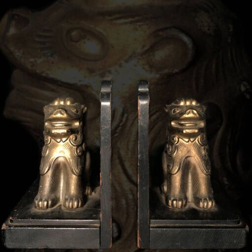 ut5/37　アンティーク　アルミ製　獅子像　ブックエンド　木枠　置物　ヴィンテージ　文具　シーサー　文房具　魔除け 厄除け 縁起物