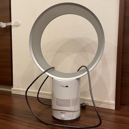 ダイソン Dyson エアマルチプライアー　テーブルファン　扇風機