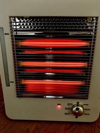✨美品　遠赤外線ヒーター　加湿機能付き
