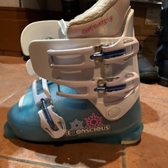 スキー靴　女児用　23.0cmの画像
