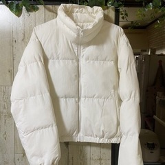 ダウンジャケット　ホワイト　XL 新品　値下げの画像