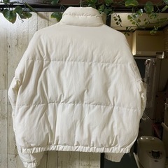 ダウンジャケット　ホワイト　XL 新品　値下げの画像