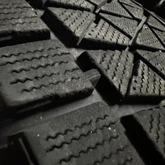 ブリザック　スタッドレス　265/65R17 プラド　ハイラックス　サーフ　ラングラー　FJの画像