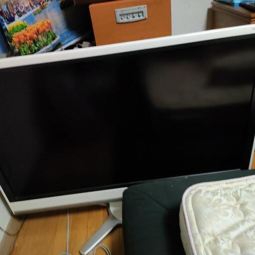 アクオス 2009年製　テレビ