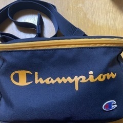 Championのショルダーバッグの画像