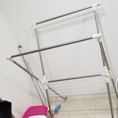 有効活用できるハンガーラックです。