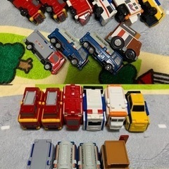 🐣受け渡し決定🐣🚌ハッピーセット変身ミニカー10セット🚒