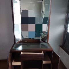 三面鏡の画像