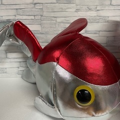 新品未使用♡非売品/AMUFUN 彩り金魚 ぬいぐるみ シルバー×レッドの画像