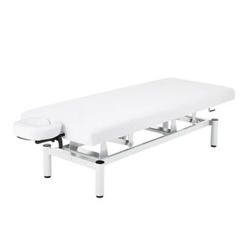 施術用ワゴン、施術用椅子同時にお引き取りで2000円値下げ！②セブンエステの高級エステベッドになります。