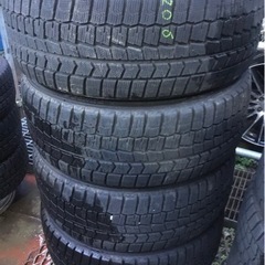 タイヤのみ　スタッドレス　DUNLOP 18インチ