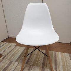 イームズチェア リプロダクト 白の画像