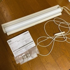 ニトリ　遮光ロールスクリーン(ドルフィンWH 30X180)の画像