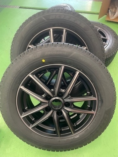 2022年製　205/60R16 スタッドレスタイヤ　VRX3 新品未使用