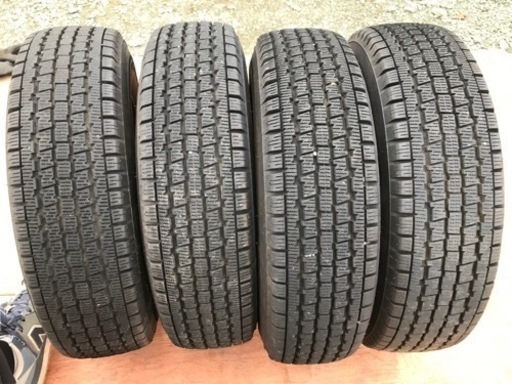 エブリィバン64v  スズキブリヂストンW300 スタットレスタイヤ4本セット