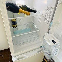 冷蔵庫の画像