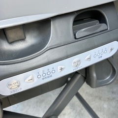 調整出来るベビーカーの画像