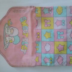 サンリオ キキララ レトロケース 20cm x 15cmの画像