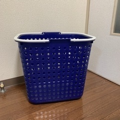 洗濯カゴ