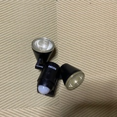 人感センサーライト 屋外用　乾電池式の画像